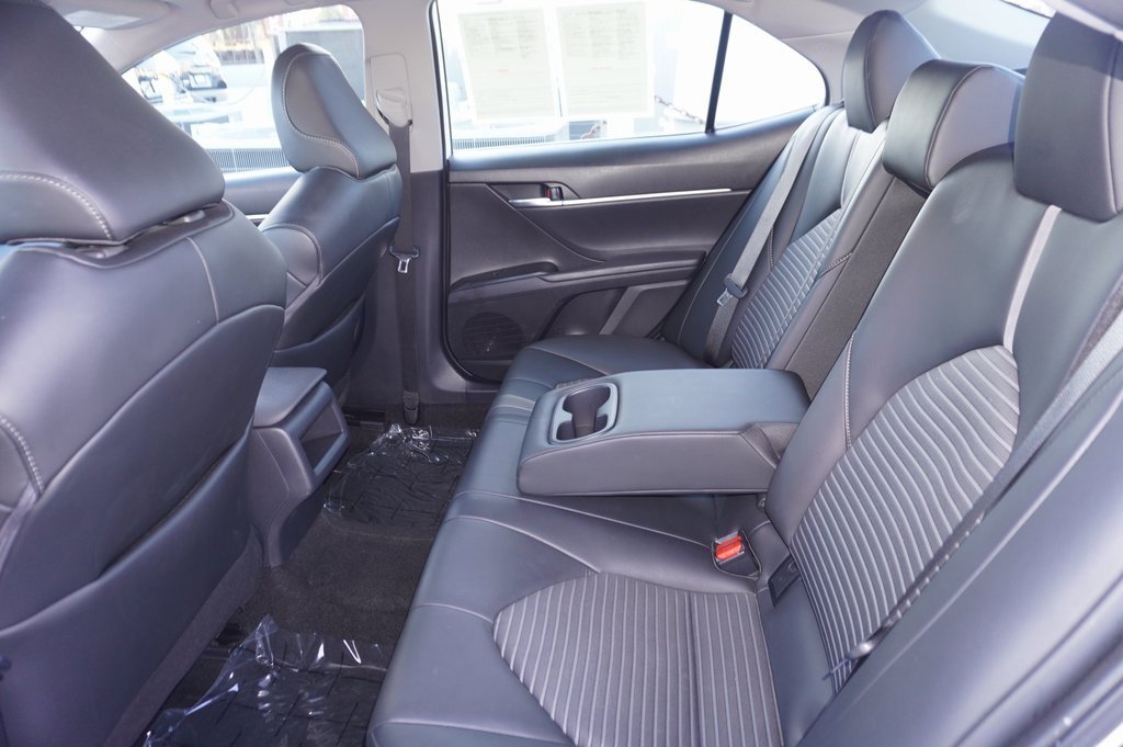 Certified 2023 Toyota Camry SE image 9
