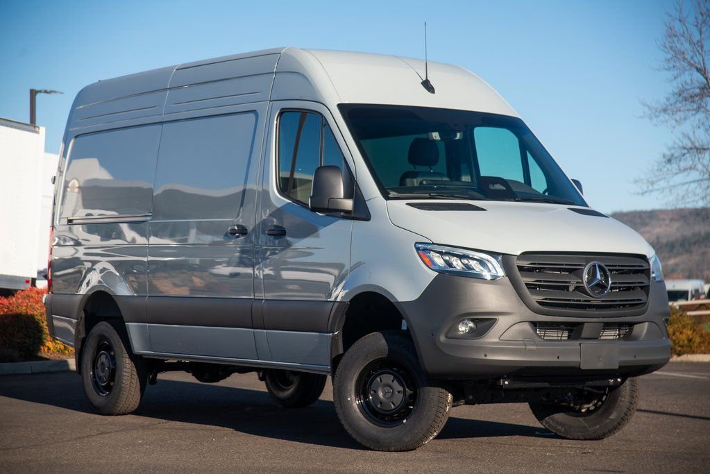 New 2025 Mercedes-Benz Sprinter 2500 image 3