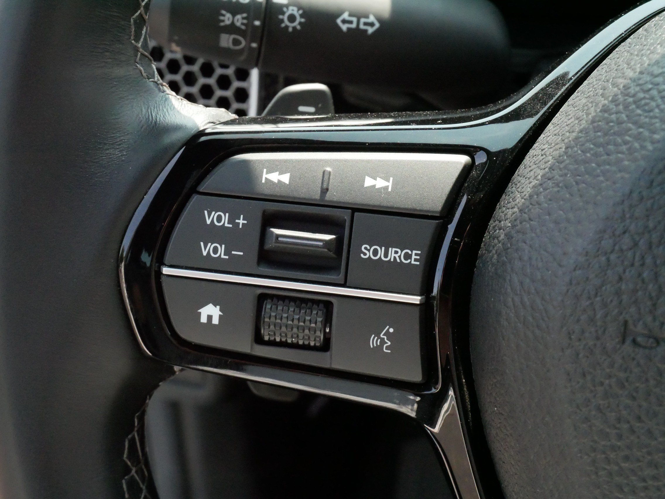Used 2025 Honda Civic Sport image 27