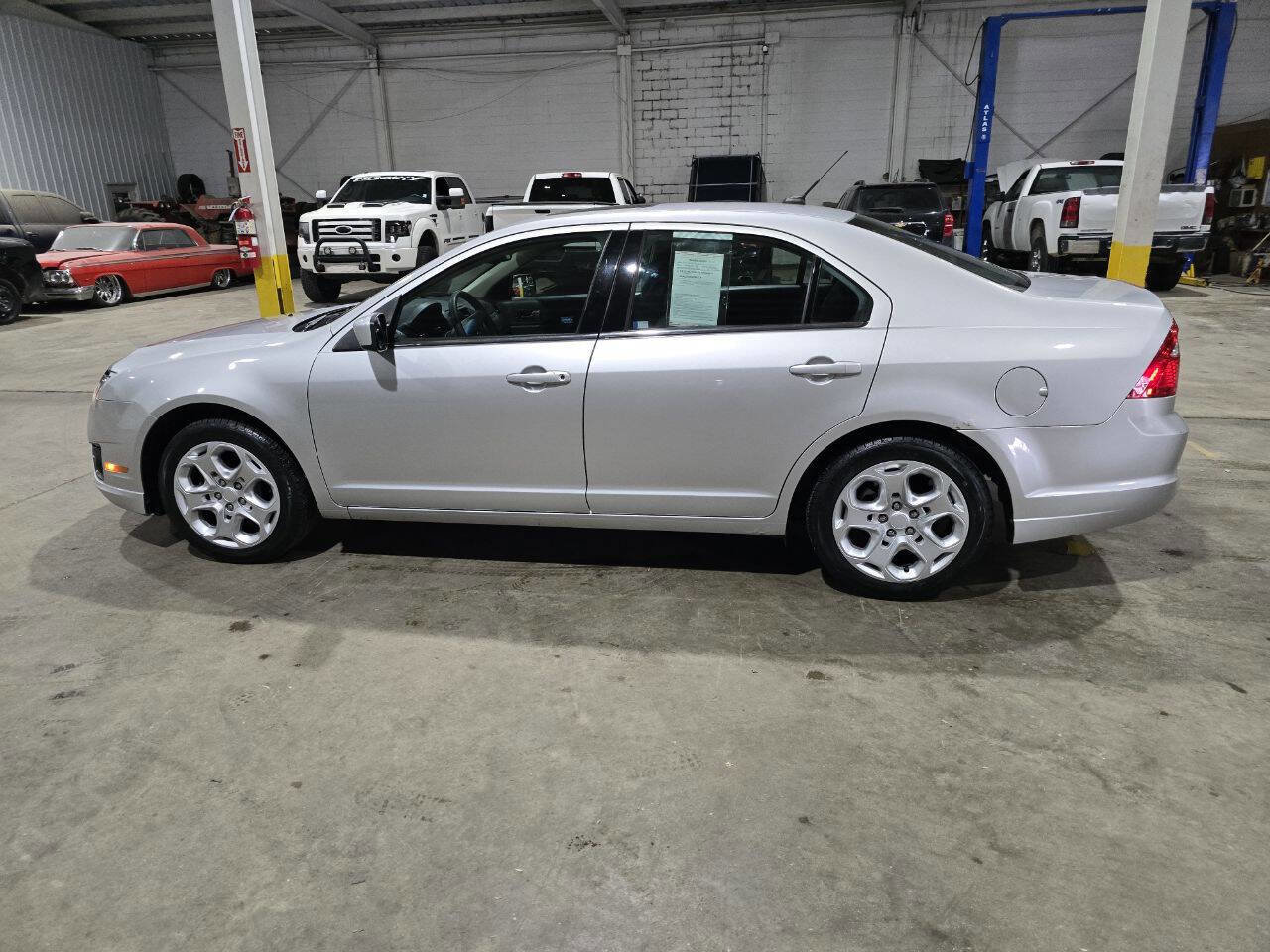Used 2011 Ford Fusion SE w/ 202A Rapid Spec Order Code image 6