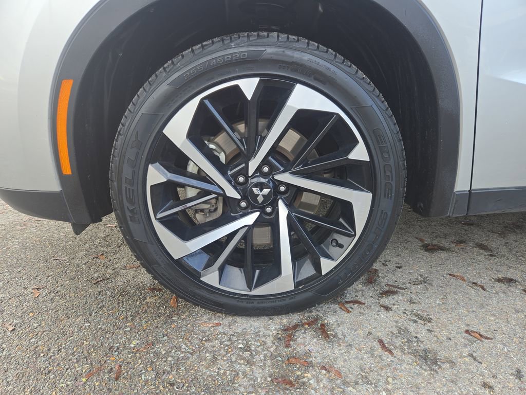 Used 2024 Mitsubishi Outlander SE image 10