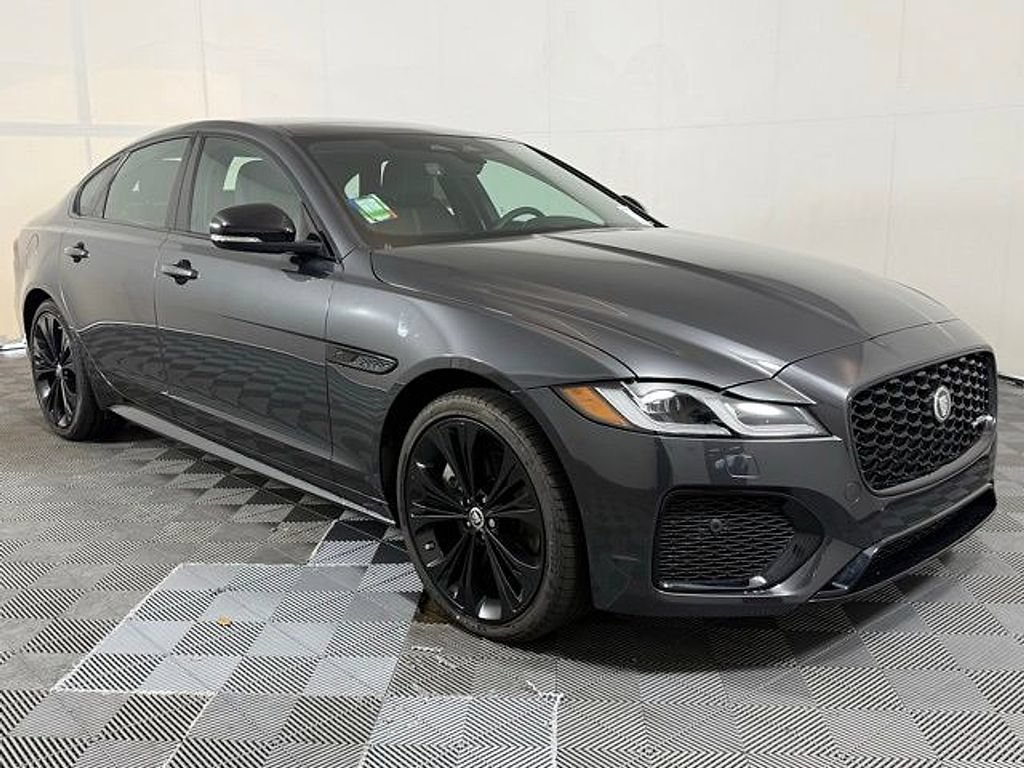 New 2024 Jaguar XF R-Dynamic SE AWD/4WD image 10