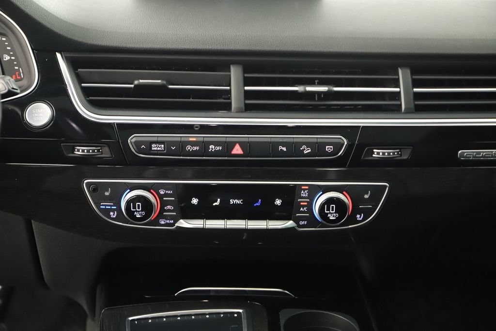 Used 2019 Audi Q7 3.0T Premium Plus w/ Premium Plus Package AWD/4WD image 20