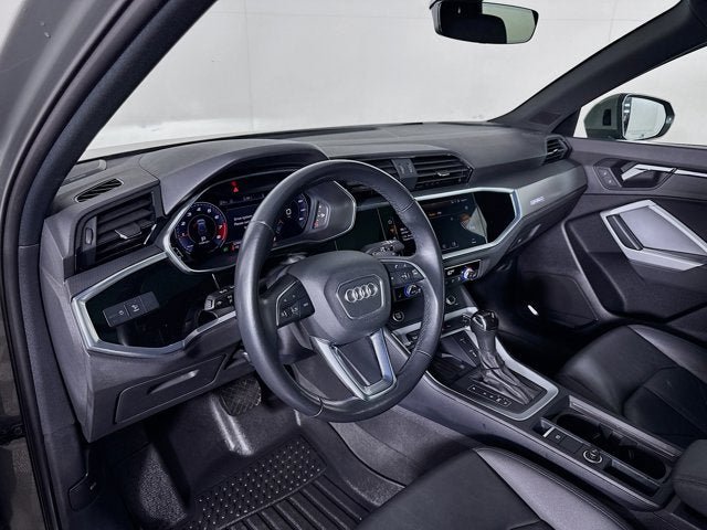 Used 2021 Audi Q3 2.0T Premium Plus AWD/4WD image 9