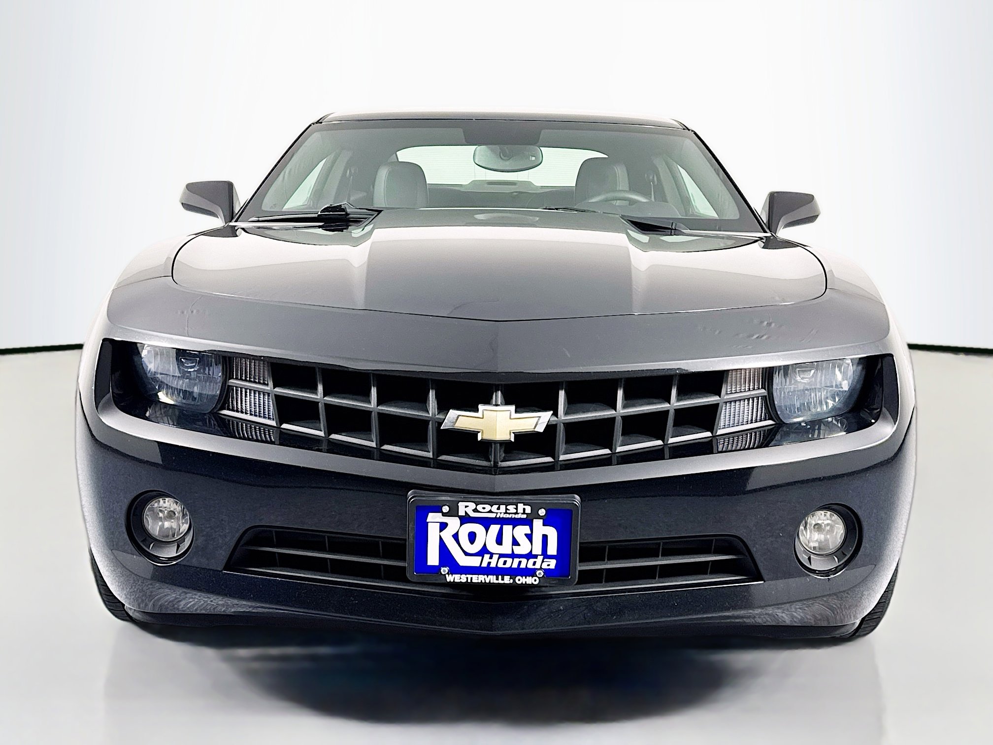 Used 2010 Chevrolet Camaro LT image 2