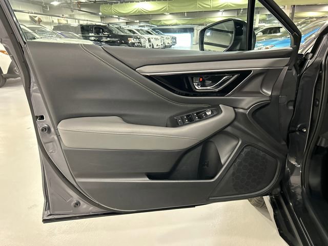 Used 2023 Subaru Outback Onyx Edition image 9