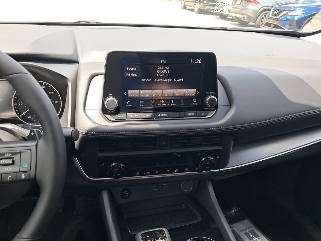 New 2026 Nissan Rogue SV w/ Cold Weather Package AWD/4WD image 18