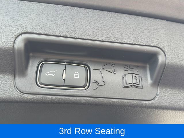 Used 2025 Ford Explorer ST image 9