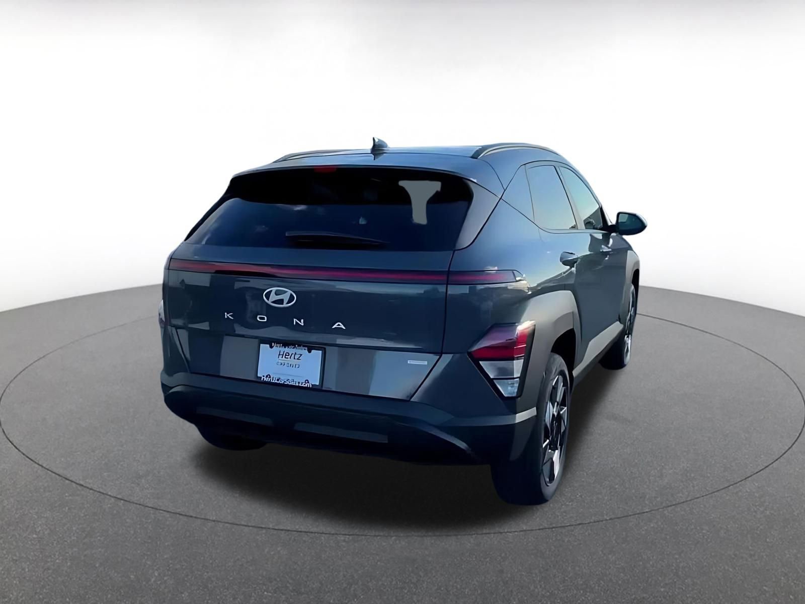 Used 2025 Hyundai Kona SEL image 13