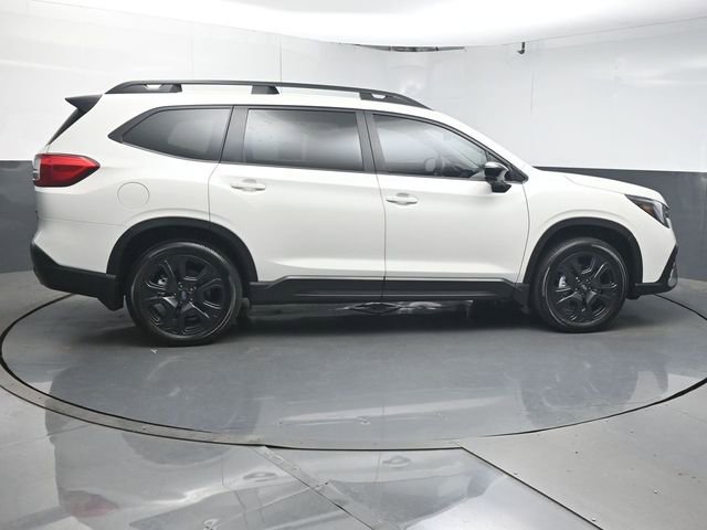 Certified 2025 Subaru Ascent Bronze Edition w/ Onyx Package image 8