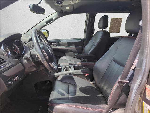 Used 2017 Dodge Grand Caravan GT FWD image 16