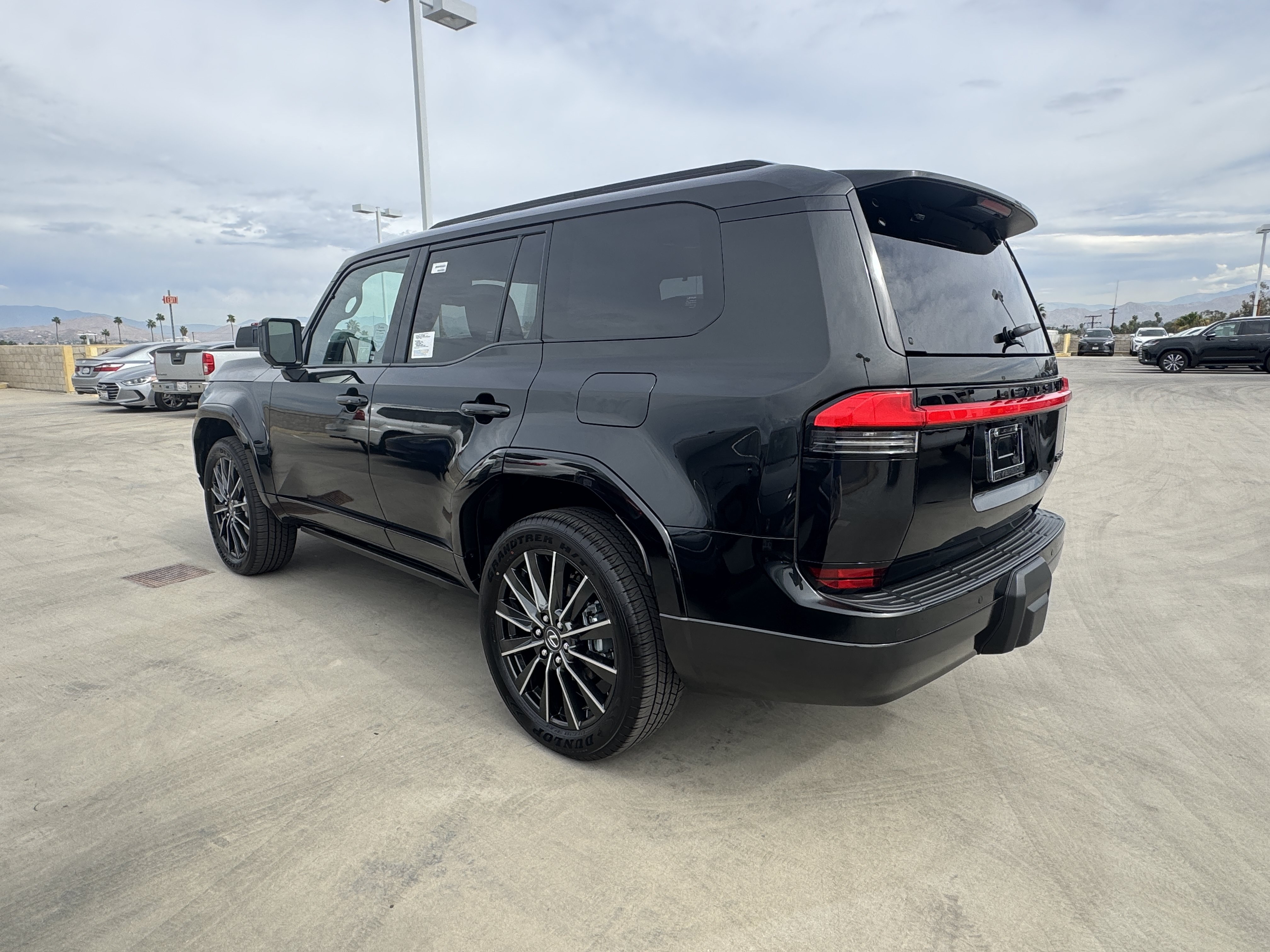 New 2026 Lexus GX 550 w/ Accessory Package (2T) AWD/4WD image 7