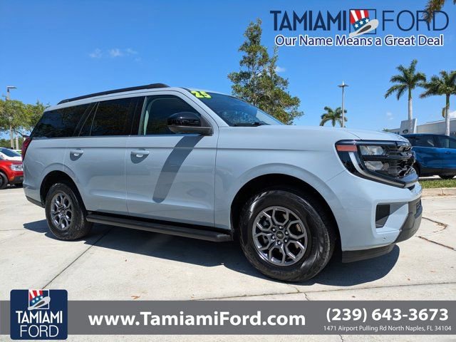 Certified 2025 Ford Expedition Active image 1