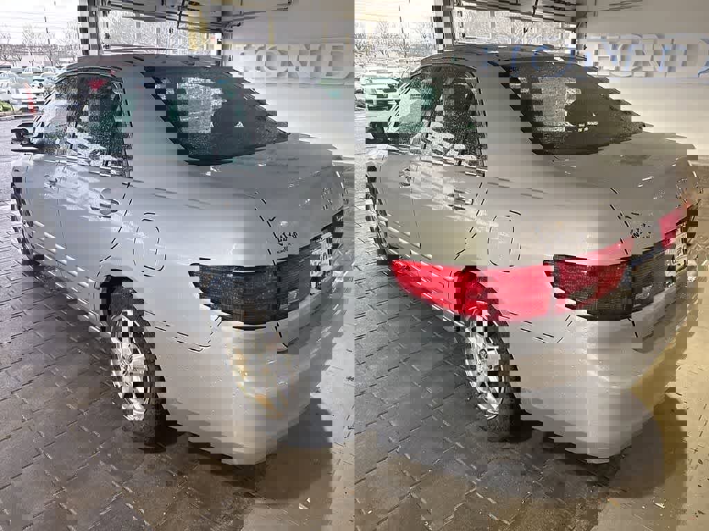 Used 2005 Honda Accord EX-L image 6