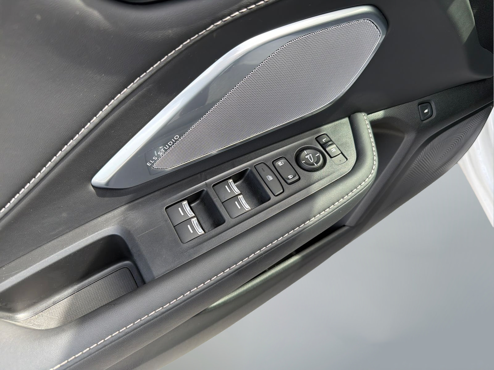 Used 2023 Acura RDX FWD w/ Technology Package image 30
