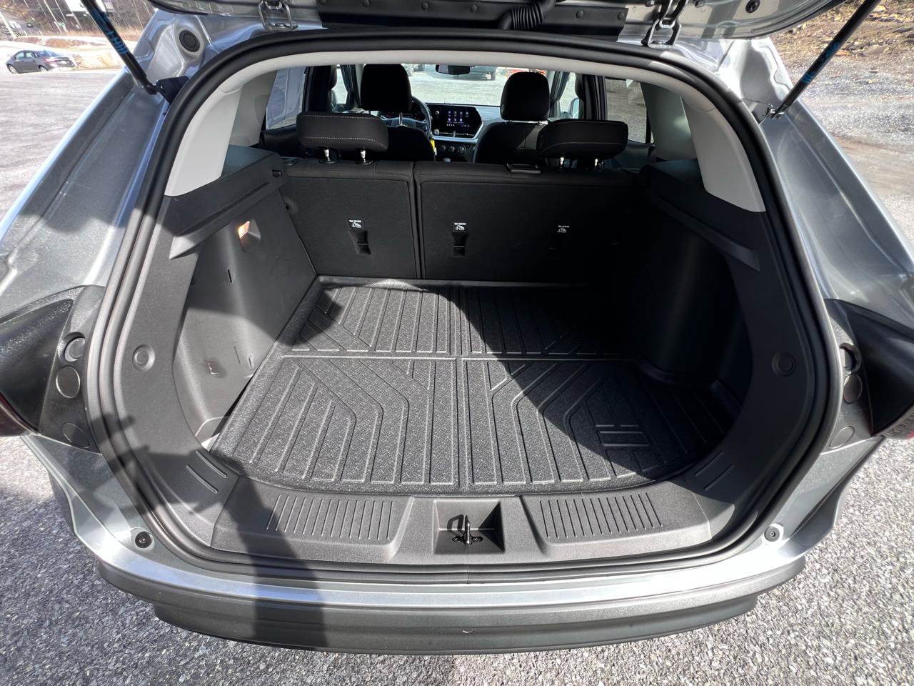 Used 2024 Chevrolet Trax LS w/ LS Convenience Package image 22