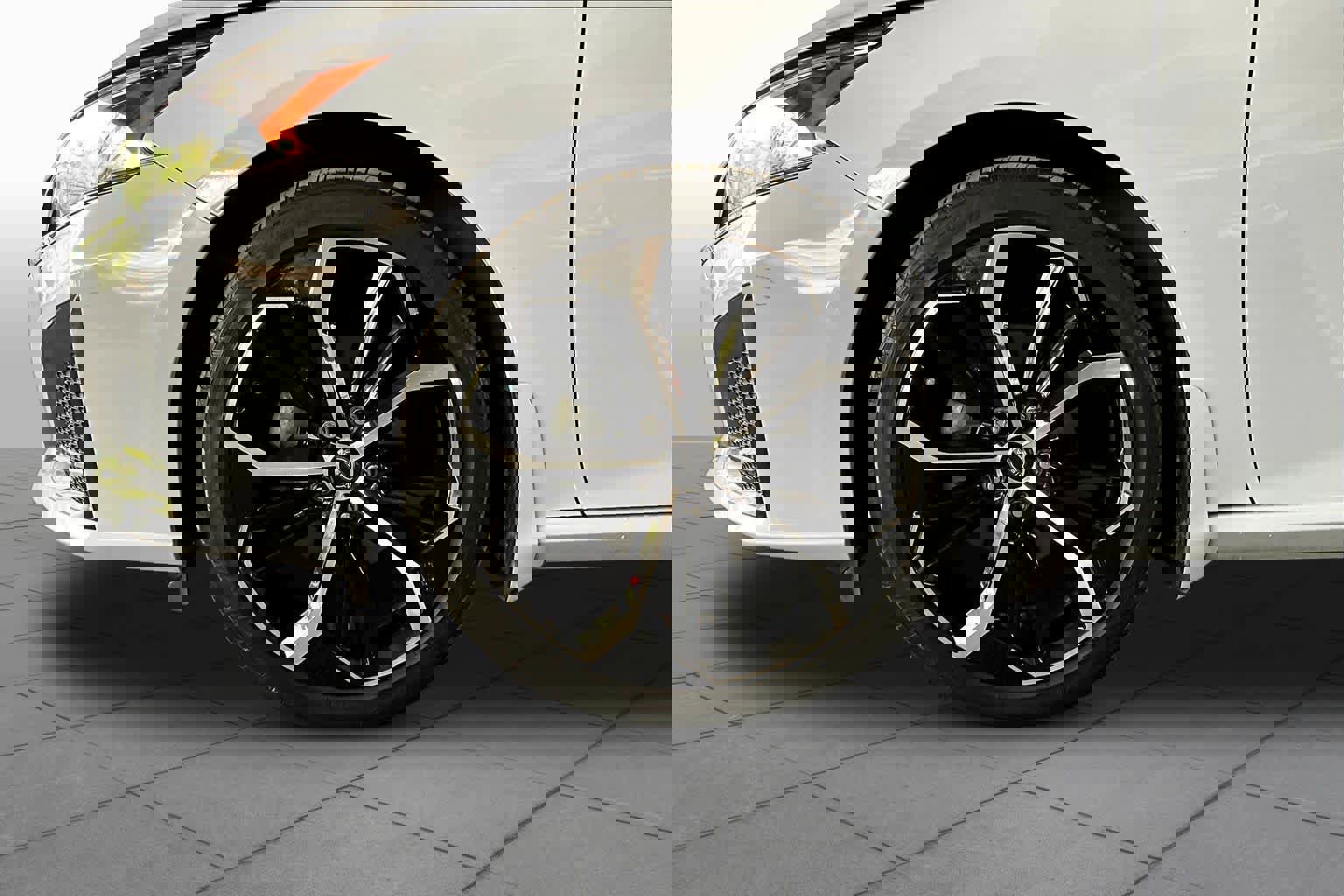 Used 2023 Nissan Altima 2.5 SR w/ SR Premium Package image 10