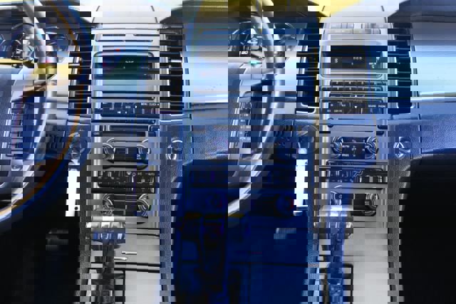 Used 2012 Ford Taurus SEL FWD image 15