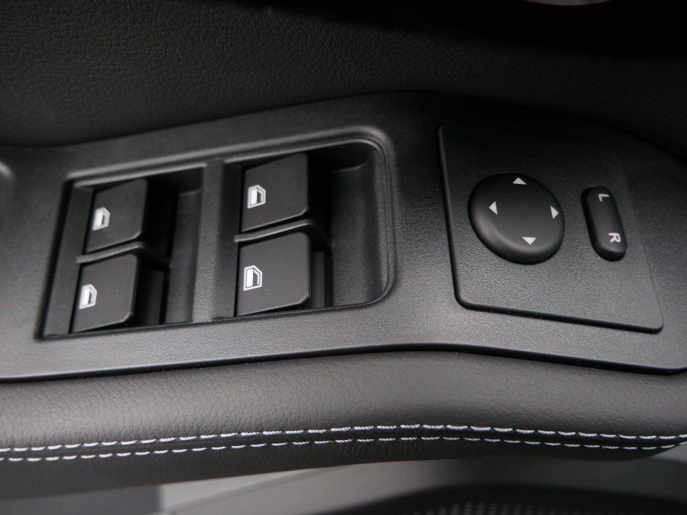 New 2026 INEOS Grenadier Fieldmaster Edition image 19