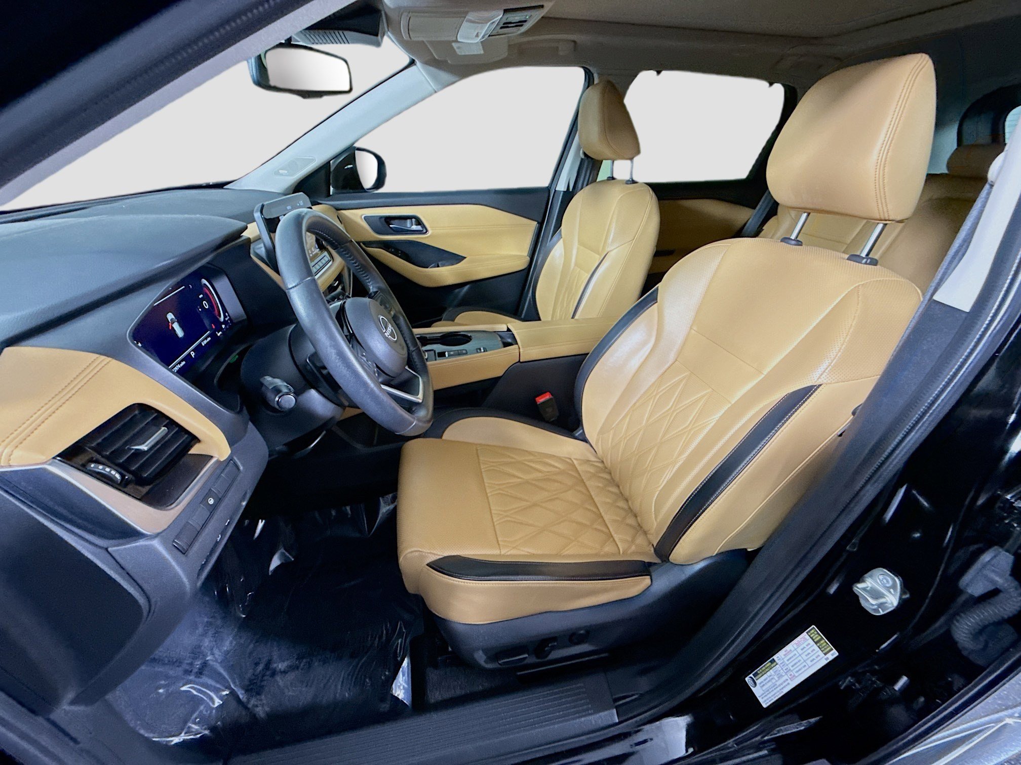 Used 2023 Nissan Rogue Platinum FWD image 22