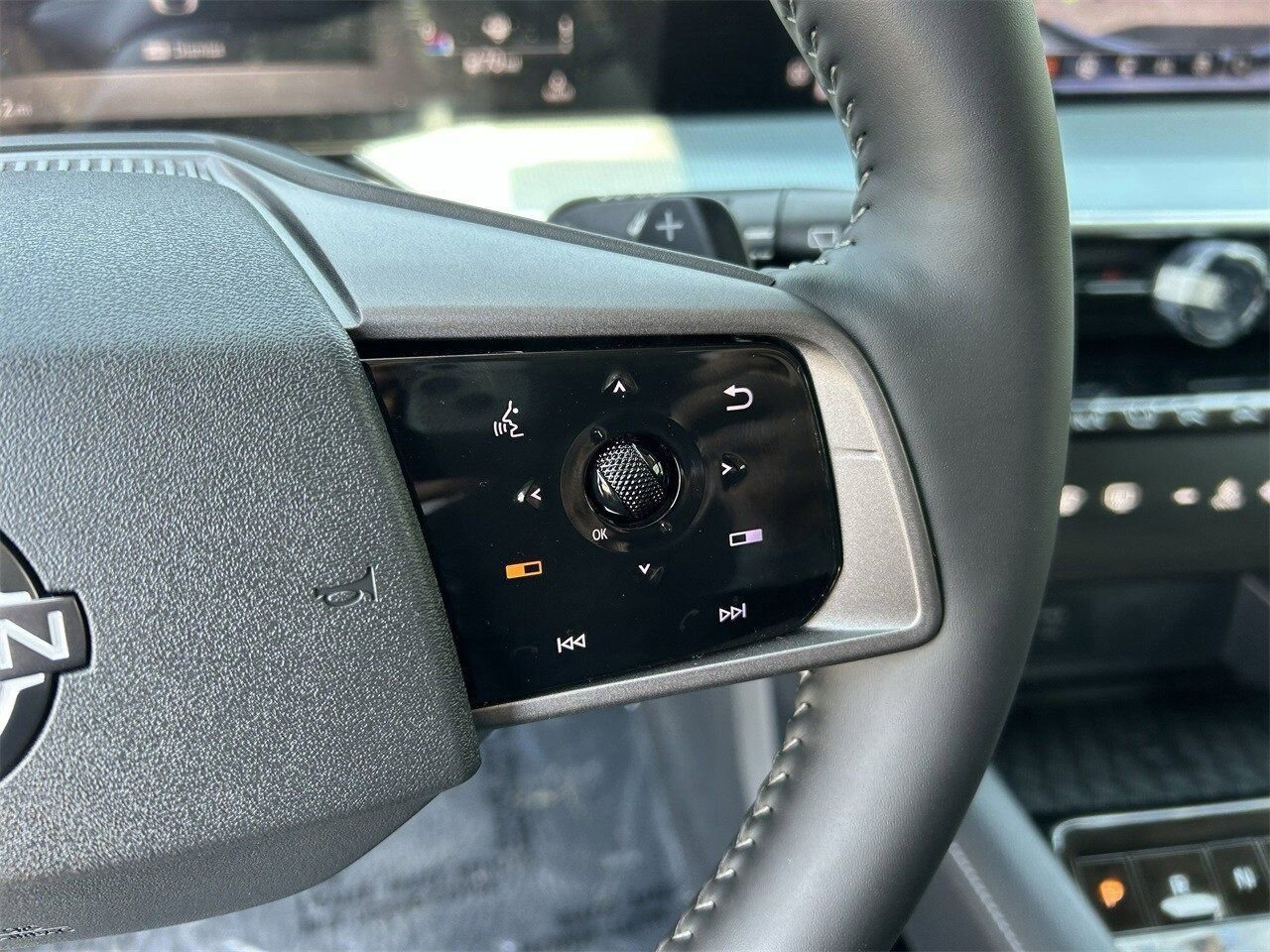 New 2025 Nissan Murano SL image 20