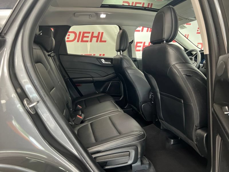 Used 2021 Ford Escape SEL w/ Technology Package AWD/4WD image 11