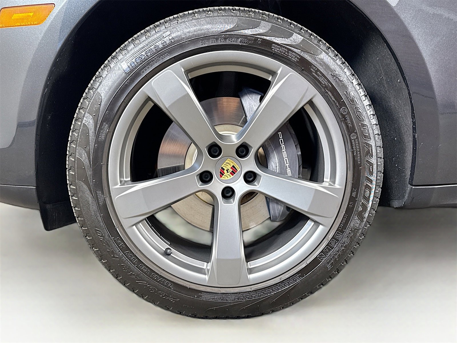 Used 2022 Porsche Macan image 25