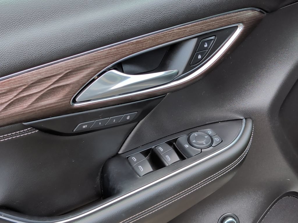 Used 2023 Buick Envision Avenir AWD/4WD image 15