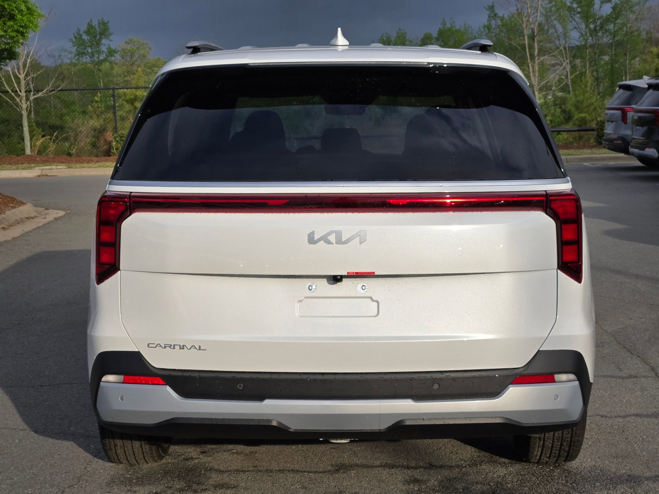 New 2026 Kia Carnival EX FWD image 6