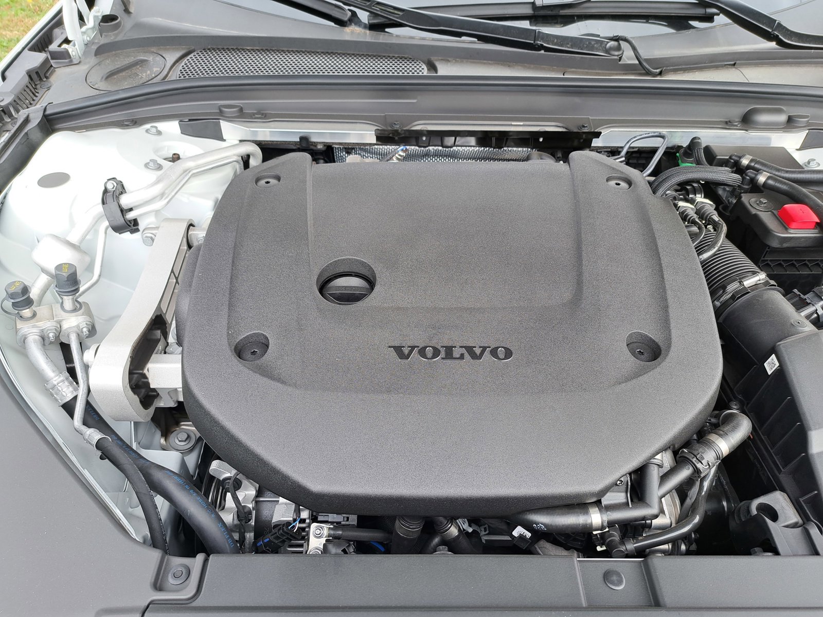 New 2025 Volvo S90 B6 Plus image 9