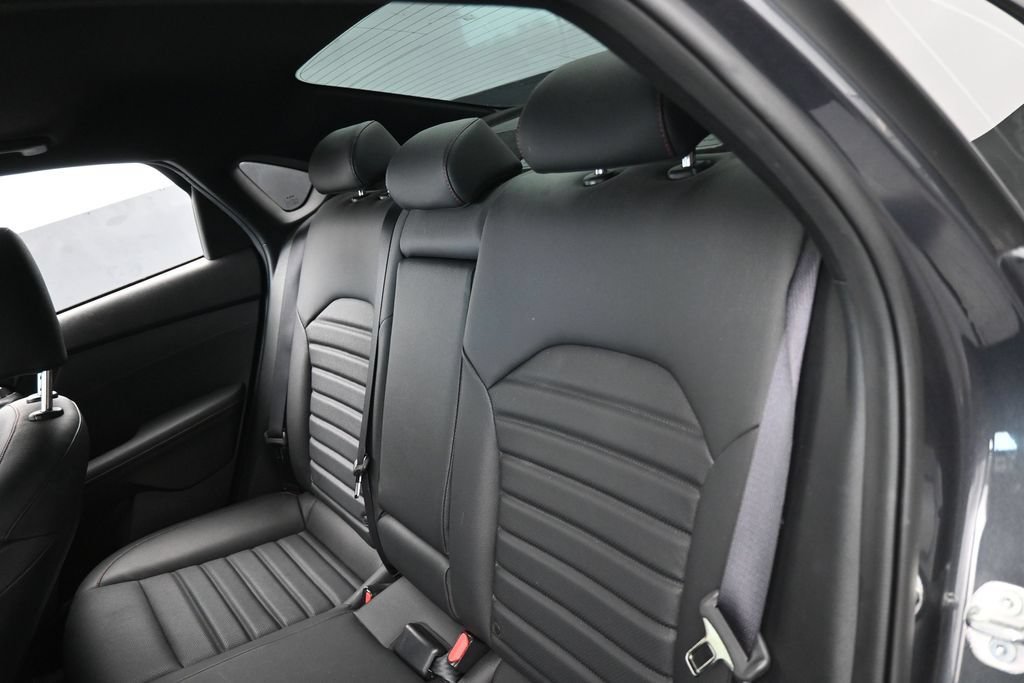 Used 2023 Kia Forte GT w/ GT2 Package FWD image 34
