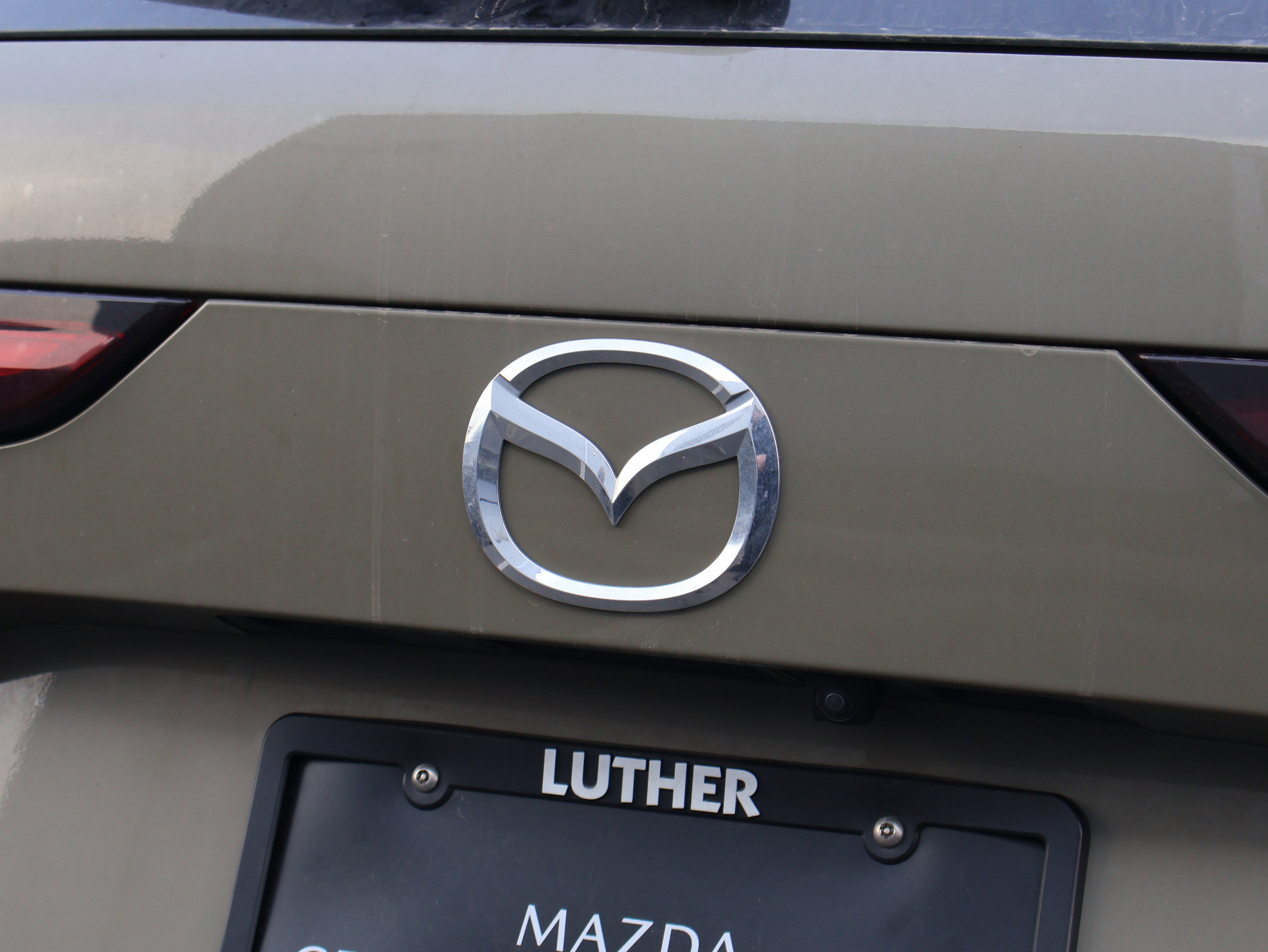 Certified 2025 MAZDA CX-70 Plug-In Hybrid w/ Premium Plus image 19