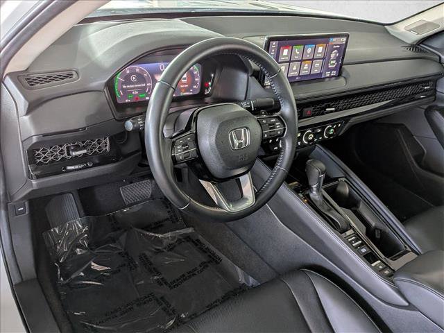 Used 2024 Honda Accord Touring image 10