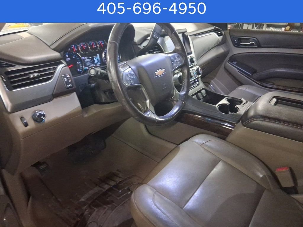 Used 2019 Chevrolet Suburban LT image 5
