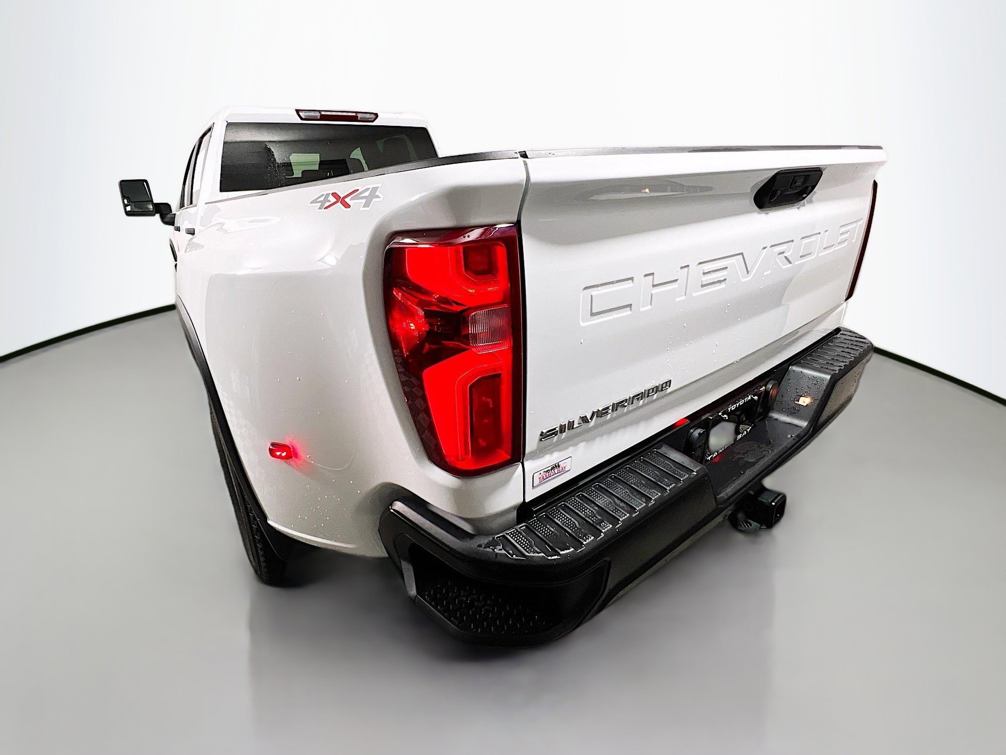 Used 2025 Chevrolet Silverado 3500 W/T image 8