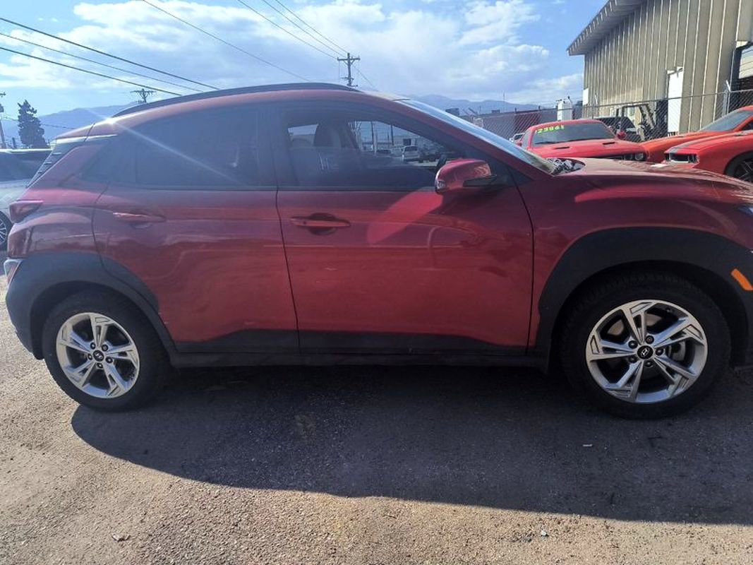 Used 2022 Hyundai Kona SEL image 3