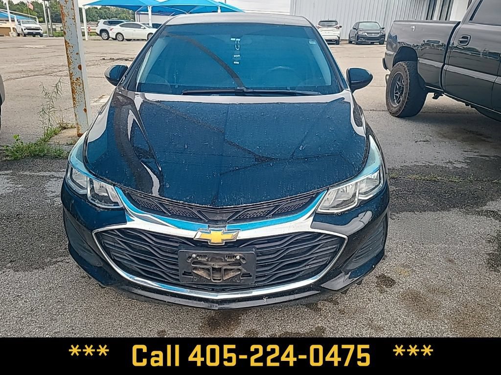 Used 2019 Chevrolet Cruze LS w/ LS Convenience Package FWD image 16