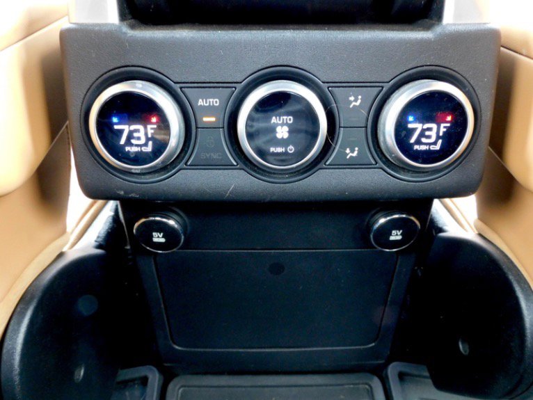 Used 2018 Land Rover Discovery HSE Luxury image 24