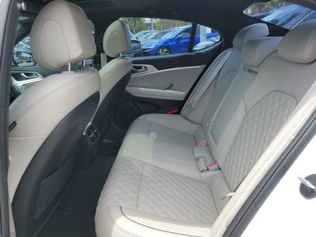Used 2023 Genesis G70 3.3T Sport Prestige w/ Sport Prestige Package RWD image 8