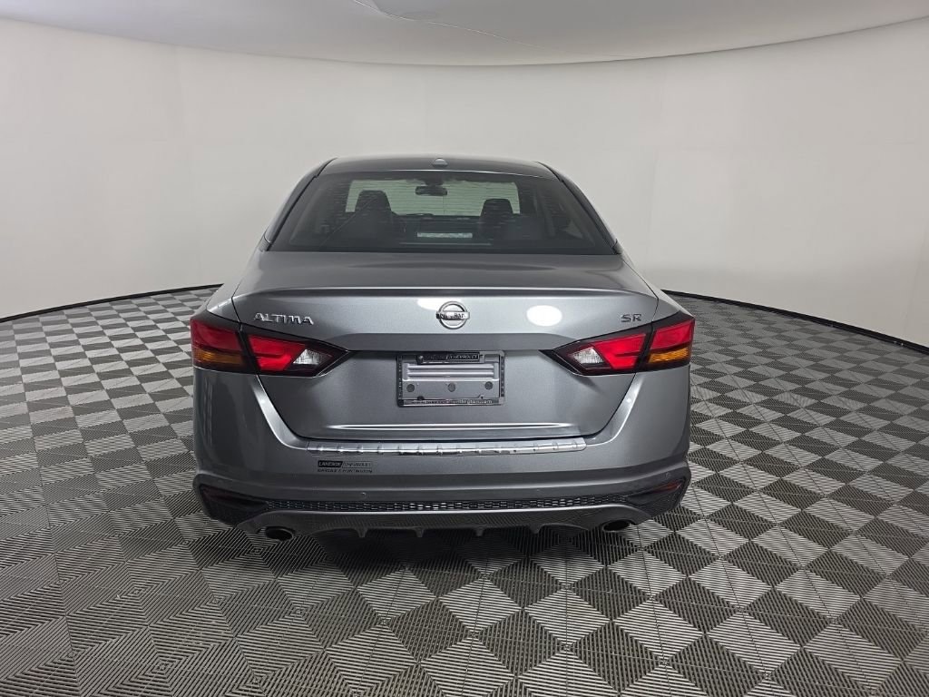 Used 2022 Nissan Altima 2.5 SR image 4