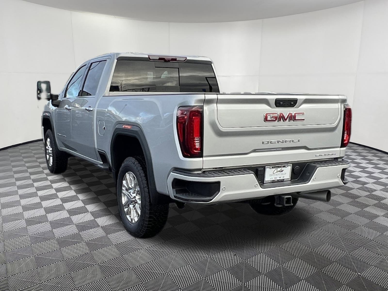 Used 2023 GMC Sierra 3500 Denali w/ Denali Ultimate Package image 4