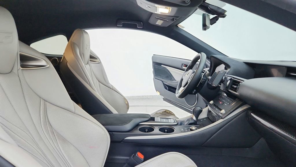 Used 2015 Lexus RC F image 25