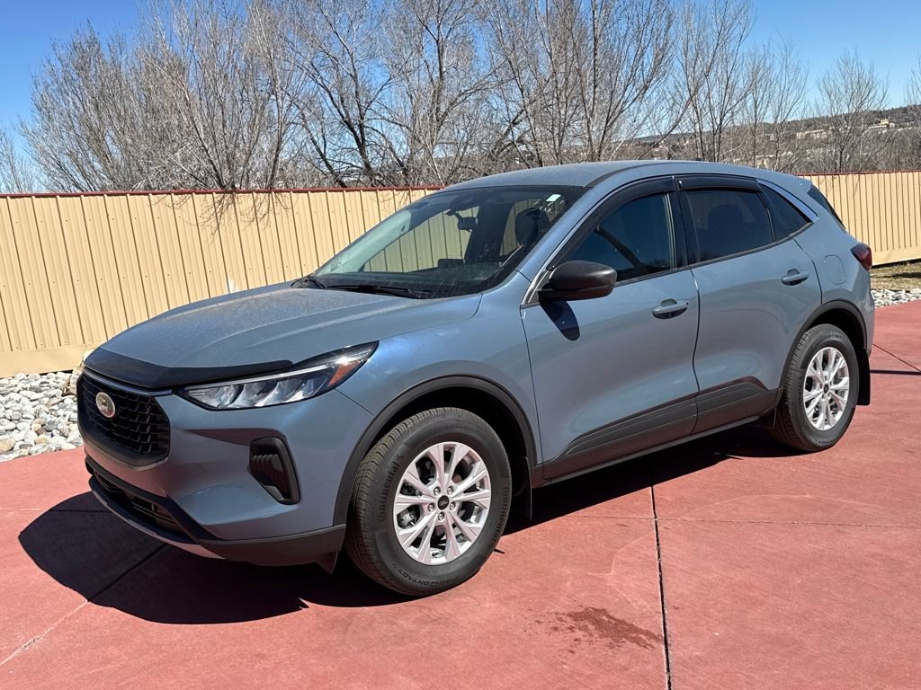 Certified 2024 Ford Escape Active image 3
