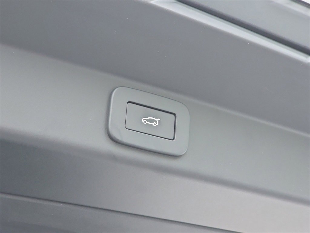 New 2025 Land Rover Range Rover Sport Dynamic SE image 13