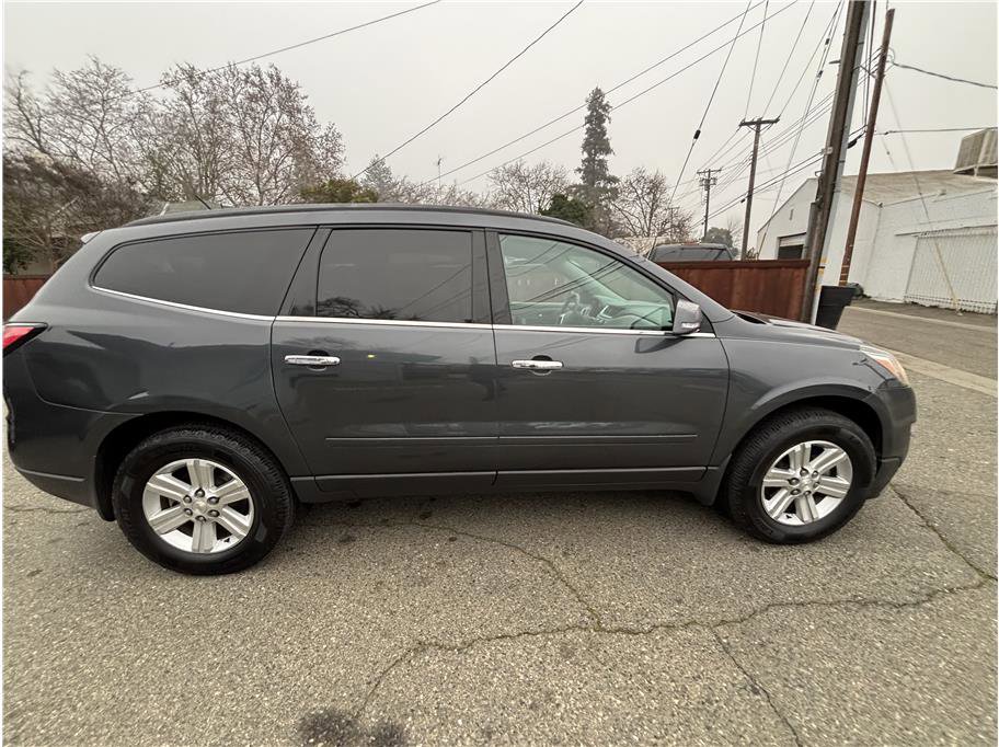 Used 2013 Chevrolet Traverse LT image 7