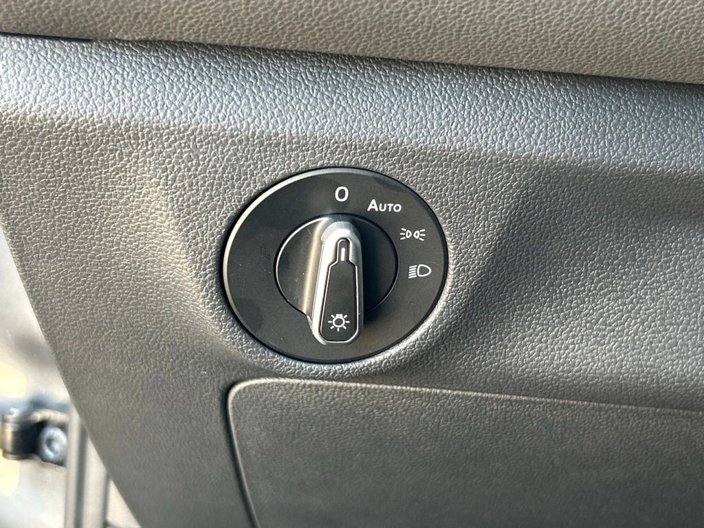 Used 2025 Volkswagen Jetta S image 20