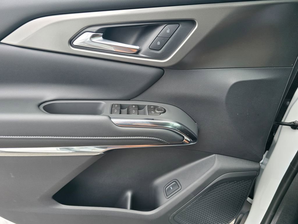 New 2026 Chevrolet Traverse LT w/ Midnight/Sport Edition image 16