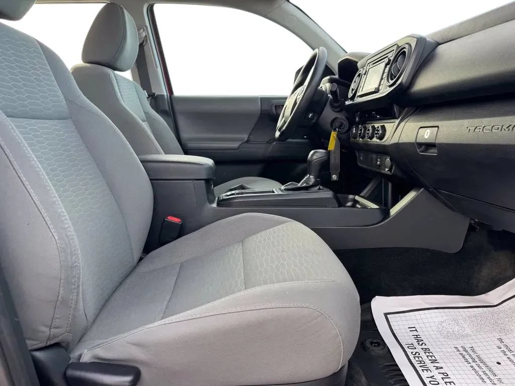 Used 2018 Toyota Tacoma SR w/ SR Convenience Package AWD/4WD image 13