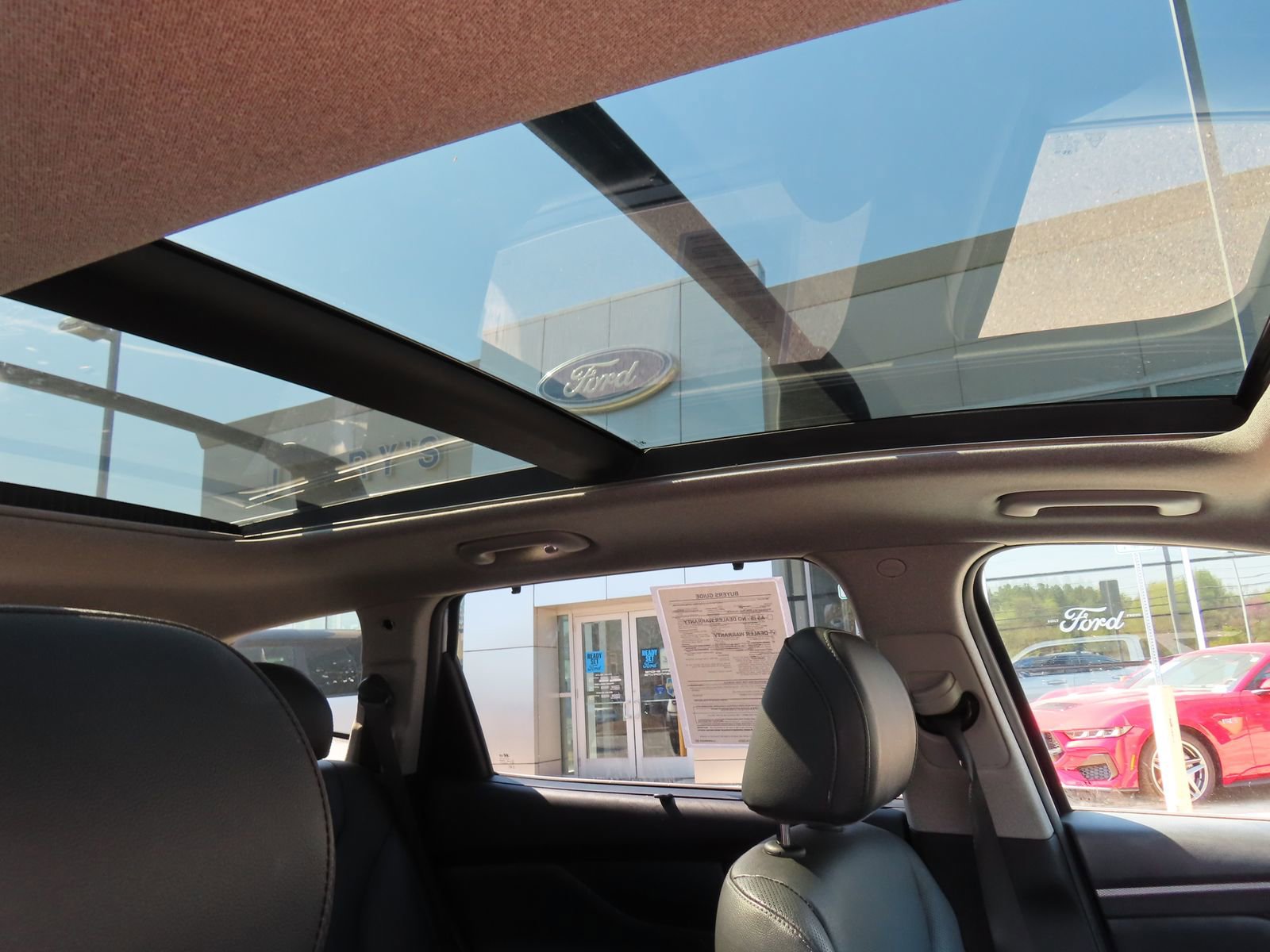 Used 2020 Hyundai Santa Fe SEL w/ Convenience + Premium Package image 31