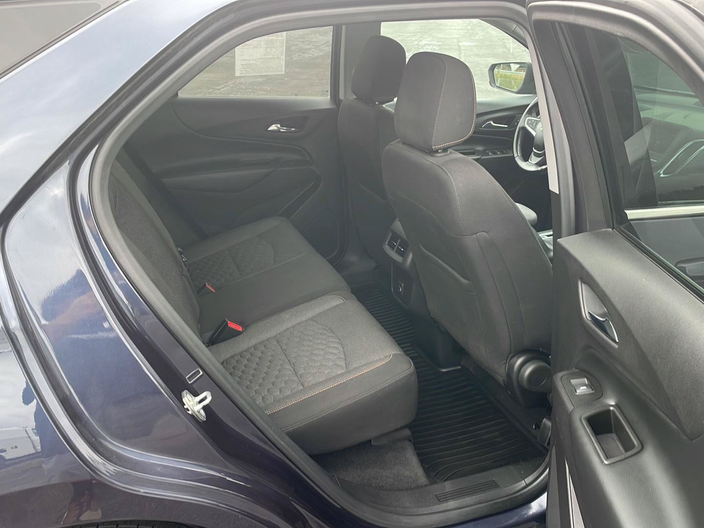 Used 2019 Chevrolet Equinox LT FWD image 26